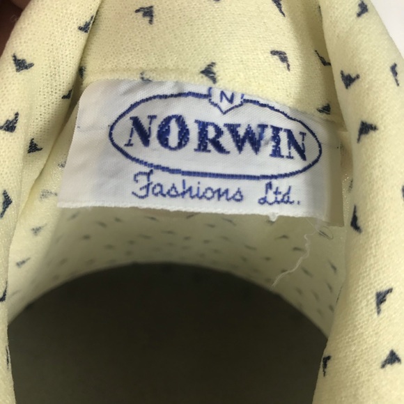 😍 Vintage Ivory & Blue Dress - Picture 7 of 8